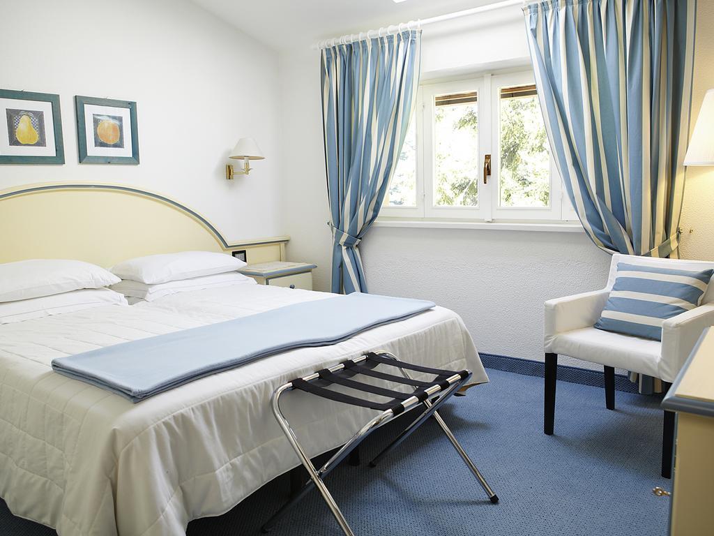 Albergo Milano Snc Lanzo D'intelvi Bilik gambar